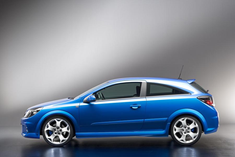  Opel Astra OPC 2006 года  (фото 6 из 44)